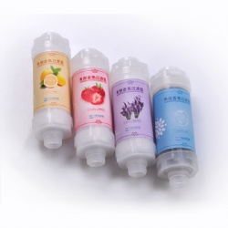 Various scent bath room water filtration portable chlorine shower filter with Vitamin C